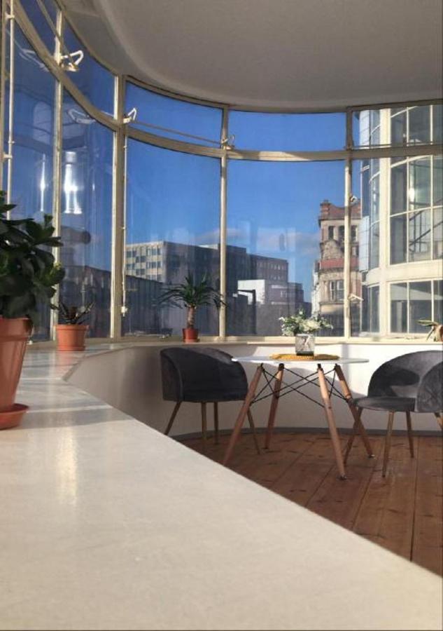 Centre Deluxe Whole Sleeps 4 D2 Apartment Doncaster